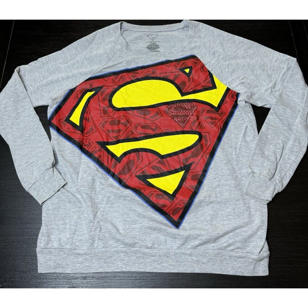 Superman Woman’s Large Logo Print Long Sleeve T-Shirt Size XL